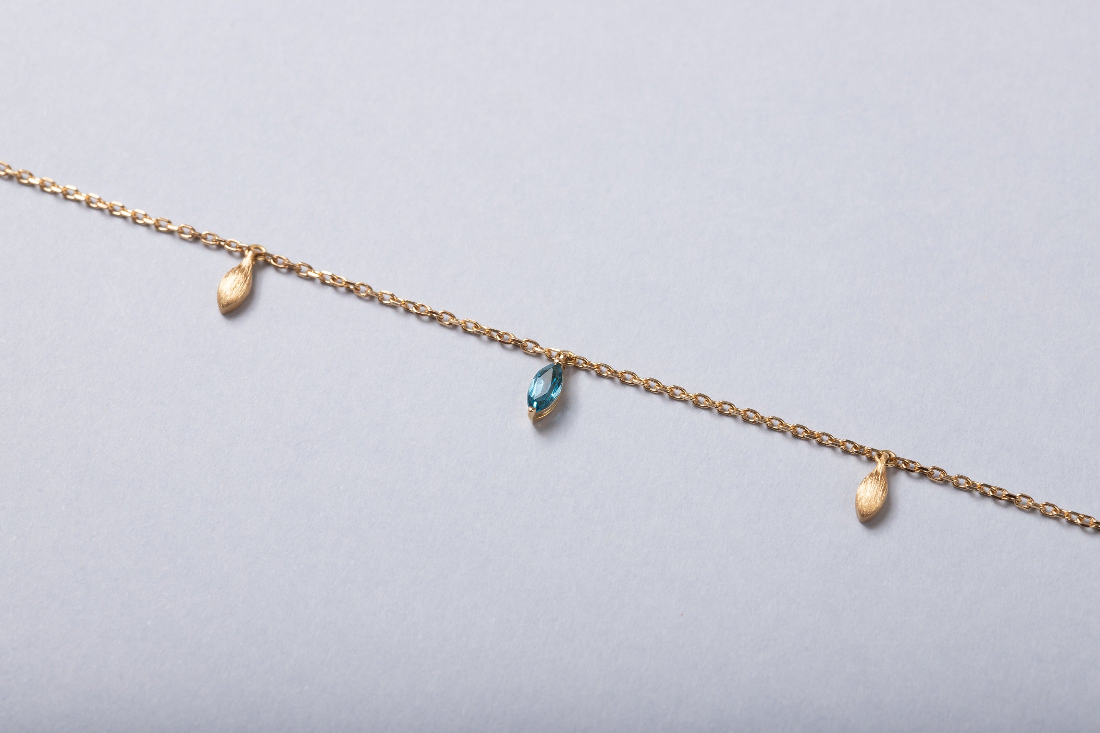 Golden Drops Topazes Blue London