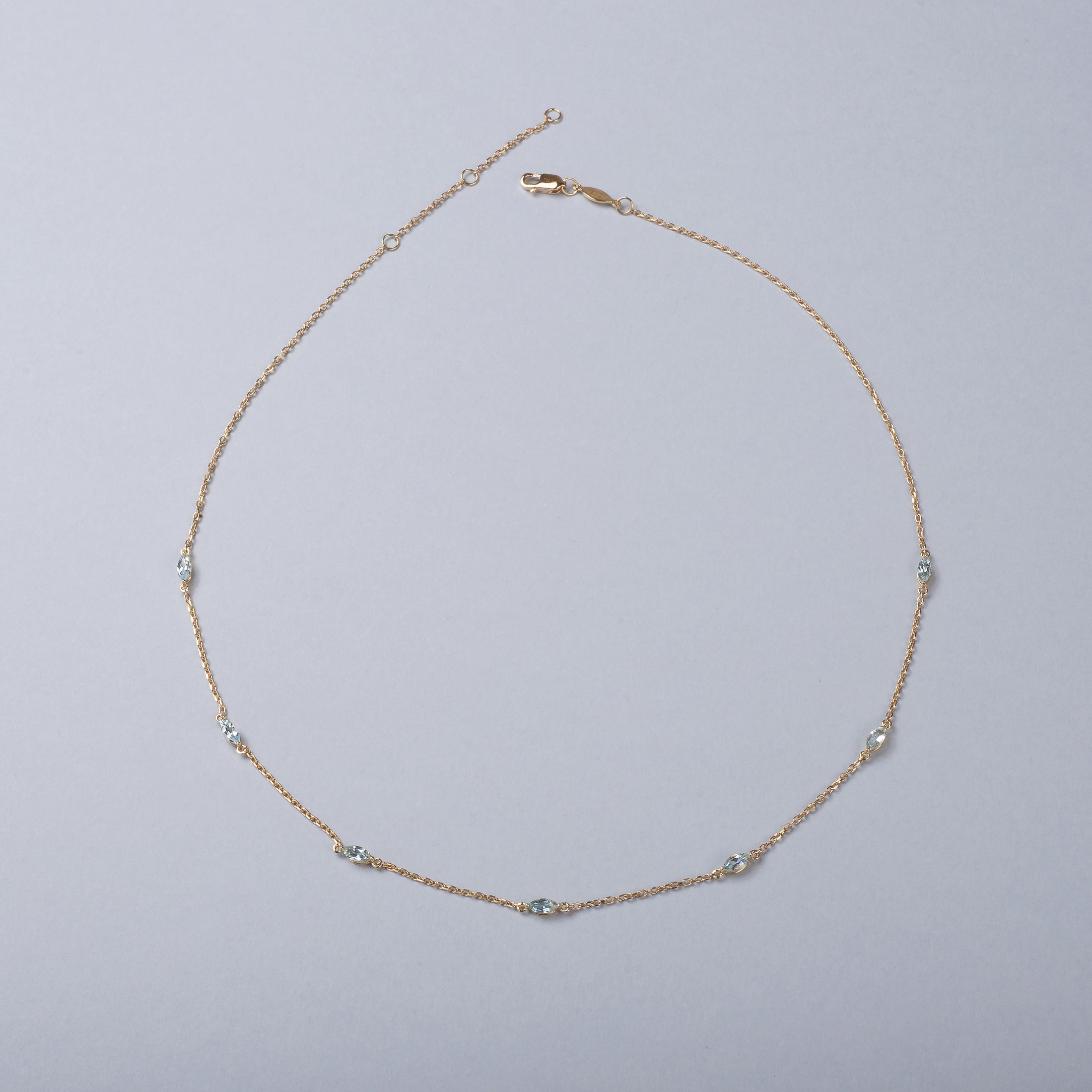 Collier Morning Dew Sky Blue
